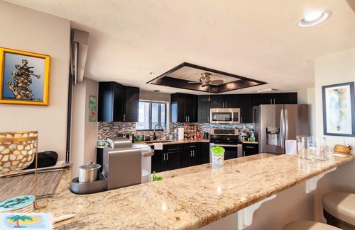 Volusia County Condominio | The Sherwin - Lovely 2 Bedroom Oceanview Waves Sweeping Shoreline