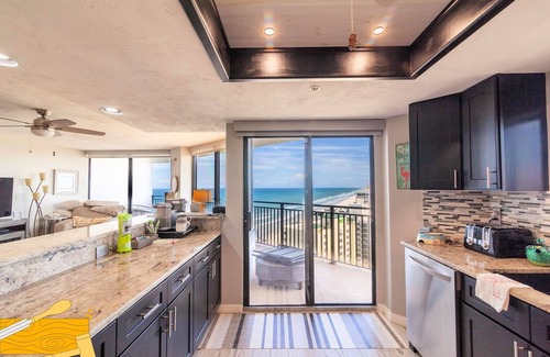 Volusia County Condominio | The Sherwin - Lovely 2 Bedroom Oceanview Waves Sweeping Shoreline