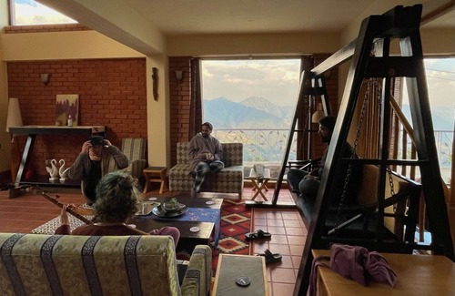 Theog Cama Y Desayuno | The Shilaroo Project
