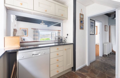 Boscastle Cabaña | The Shippen, splendid walks through Valency Valley