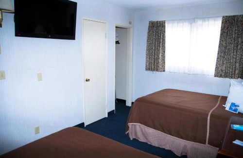 Beach Barber Tract Hotel | The Shoal Hotel La Jolla Beach