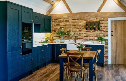 Quedgeley Casa | The Shooting Lodge at Mount Pleasant Barns by Interhome