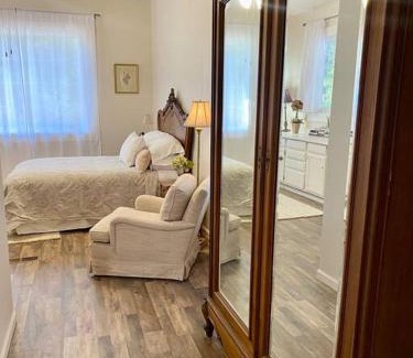 Sutter Creek Apartamento | The Shopkeeper's Cottage ~ CHIC!