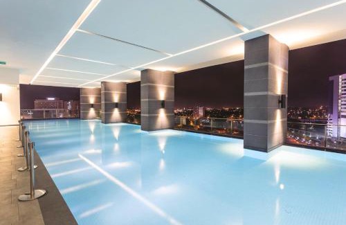 Bunga Paya Pantai Apartamento | The Shore l Exclusive Private Garden l Luxury Suite l 4-9 pax l Melaka River View l Direct Mall l Jonker Street by Jay Stay Management
