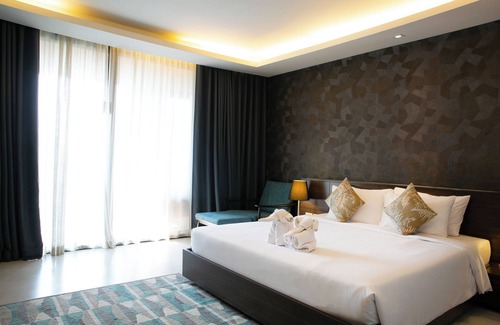 Suan Luang Complejo | The Silver Palm Wellness Resort, Deluxe Double Room, 1 Xlarge Double Bed.