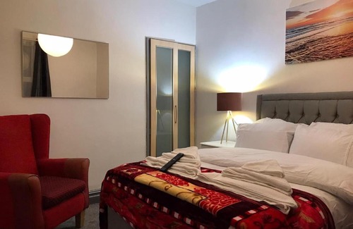 Sheffield Casa | The Skipton Villa - The Red
