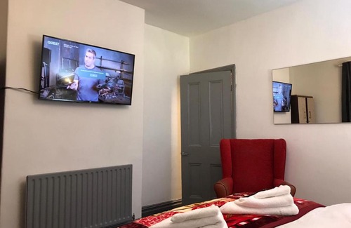 Sheffield Casa | The Skipton Villa - The Red
