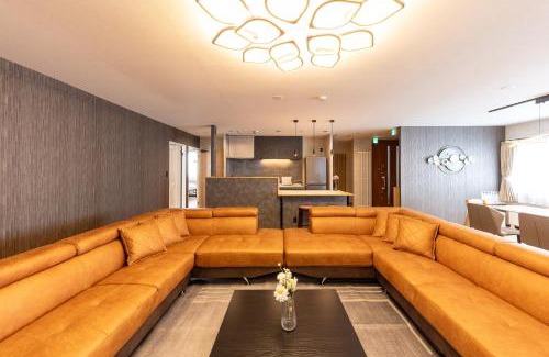 Higashi Casa | The SKY