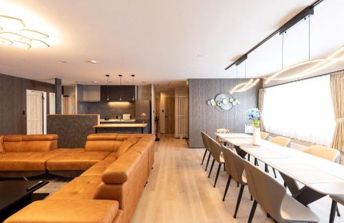 Higashi Casa | The SKY