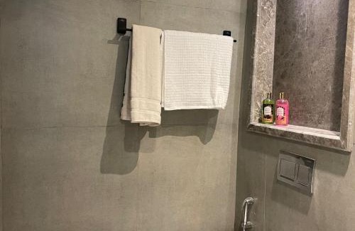 Noida Apartamento | The sky stay