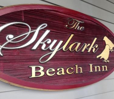Old Orchard Beach Hotel | The Skylark Beach Inn