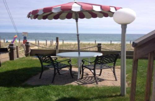 Old Orchard Beach Hotel | The Skylark Beach Inn