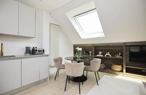 Shaftesbury Apartamento | The Skylight One-Bed at Elspeth Road