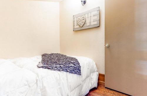 Shaver Lake Apartamento | The Sleepy Hollow