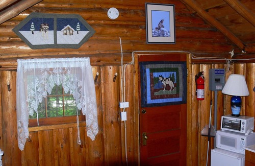 Cooke City-Silver Gate Cabina | Wolf Crossing - Cabina