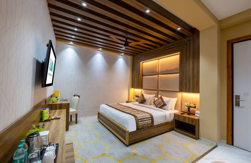 Mahipalpur Hotel | The SM Hotel