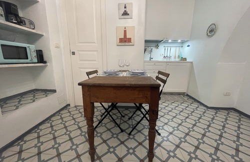 Carloforte Apartamento | The small fisherman's house in Carloforte centre