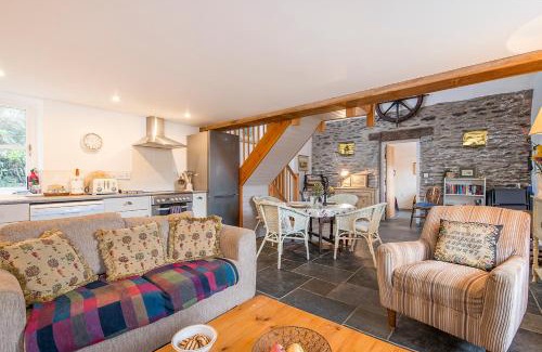 Haverfordwest Casa | The Smithy