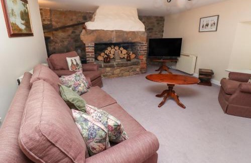 Akeld Casa | The Smithy