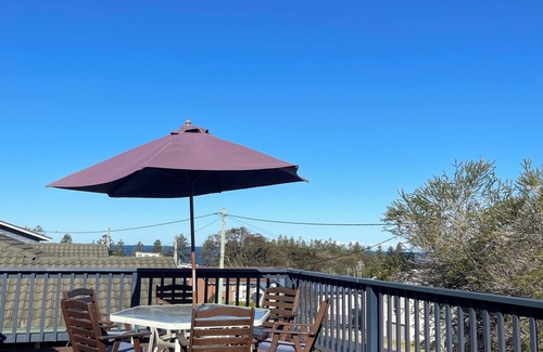 Tuross Head Casa | ‘The Smithy’ - Newly renovated coastal home with a 5 minute walk to the beach