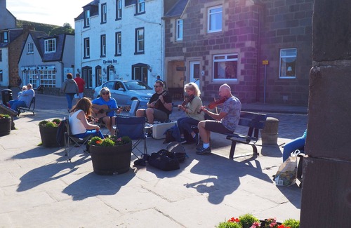 Stonehaven Apartamento | The Snug @ the Mill Inn, Stonehaven, Aberdeenshire