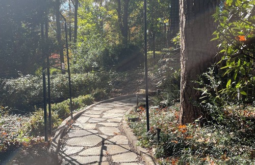 Chapel Hill Apartamento | The Snuggery: Light, new studio in charming Chapel Hill