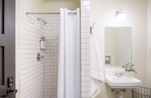 Old Town Chinatown Hotel | The Society Hotel Portland
