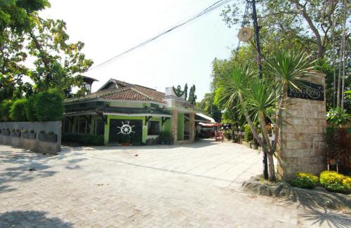 Depok Casa | The Soemarsono Hotel