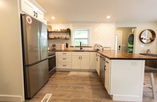 Flat Rock Cabaña | The Sour Granny @ Backyard Apple Cottages