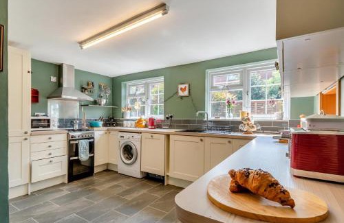 Moreton Casa | The Southend Cottage
