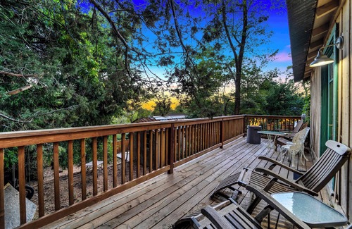 Julian Casa | Julian Hideaway Steps to Main Street & Pie Shops