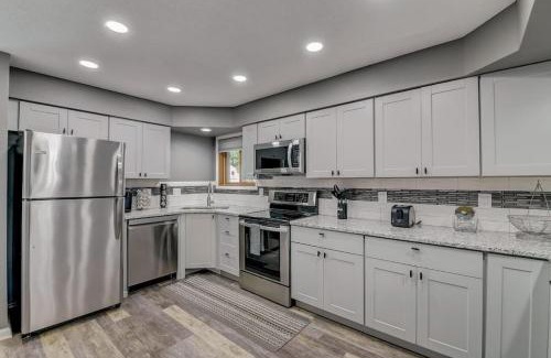 Lake Delton Casa | The Sparrows Nest at Lighthouse Cove