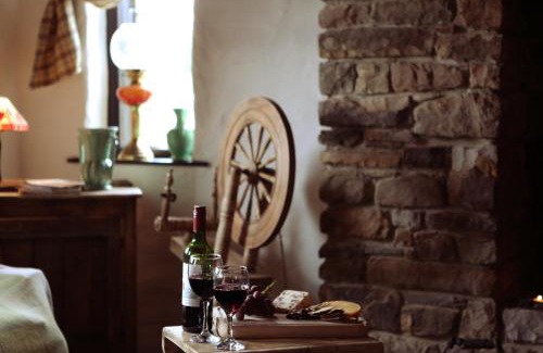 Kilcar Casa | The Spinner's Cottage