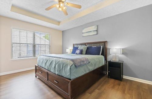 Lynn Haven Casa | The Splash Pad Sleeps 13 w Pool Patio and Garage
