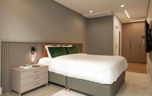 Estados Apartamento | The Spot One by Viva - Luxo e acesso direto ao Balneário Shopping