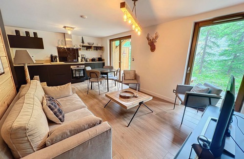 Les Claux Apartamento | The spot, T3 50 m2, parking, garden 40 m2