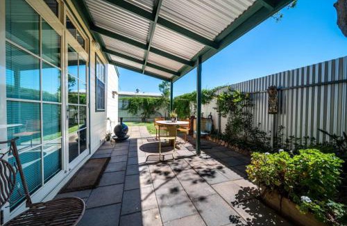 Bowden Casa | The spotted cow,city fringe,pet friendly-Free wine