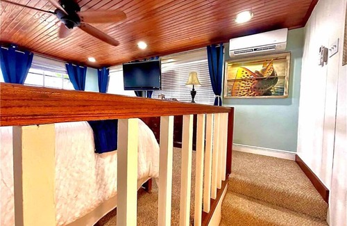 Creole Casa | The Spotted Tail