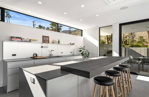 The Mesa Casa | The Spring: Modern minimalist masterpiece