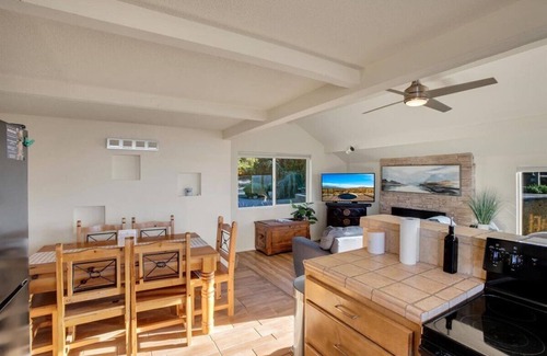 Mountain Center Casa | The Springcrest Chalet