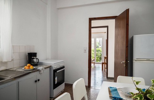 Ipsos Apartamento | The Springfield Corner Apartments by Konnect