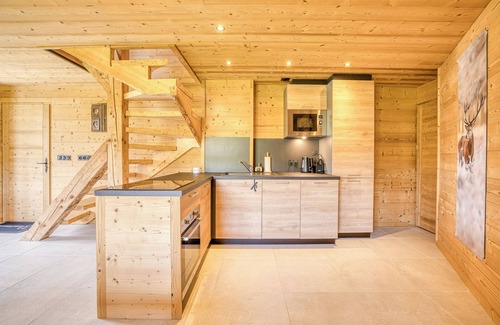 Epagny-Metz-Tessy Apartamento | The squirrel, at the carpenter of yesteryear
