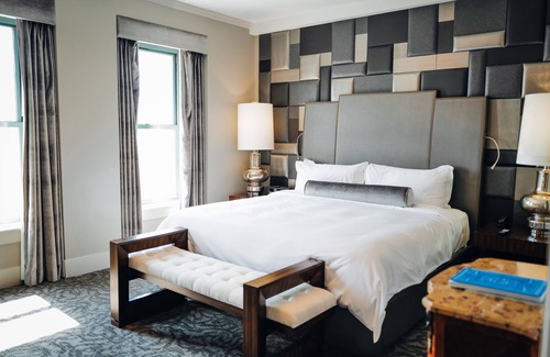 Downtown San Antonio Hotel | The St. Anthony, A Luxury Collection Hotel, San Antonio