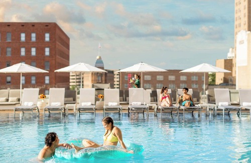 Downtown San Antonio Hotel | The St. Anthony, A Luxury Collection Hotel, San Antonio