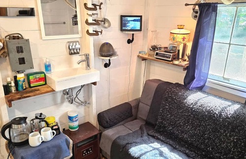 Brantingham Apartamento | The Stabbin Cabin Grant Island w Boat Hottub Pet