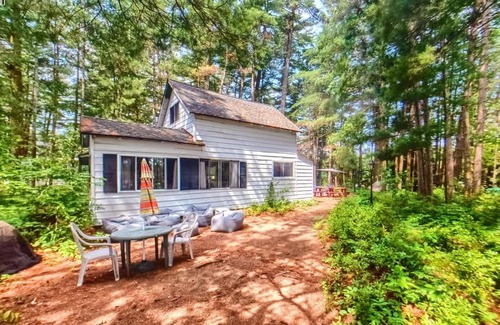 Brantingham Apartamento | The Stabbin Cabin Grant Island w Boat Hottub Pet