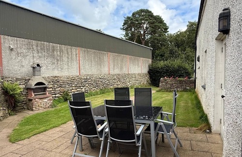 Dungiven Cabaña | El establo en el patio de Magheramore en el pintoresco valle de Roe