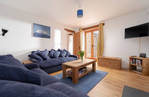 West Down Cabaña | The Stable at West Down - a cottage that sleeps 5 guests in 3 bedrooms