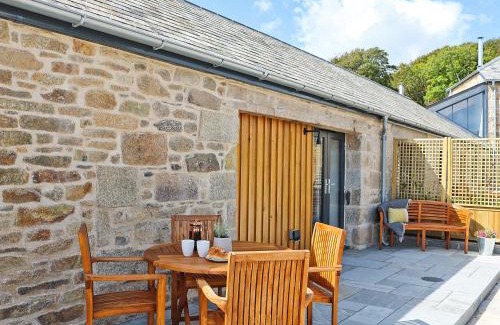 Falmouth Casa | The Stable, Boskensoe Barns