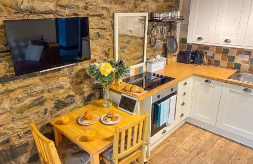 Ulverston Casa | The Stable, Broughton Beck, near Ulverston